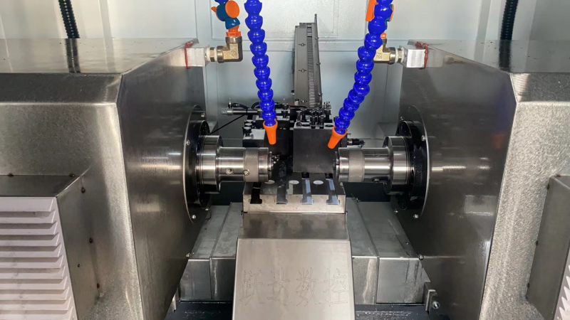 STA25型雙軸數控機床